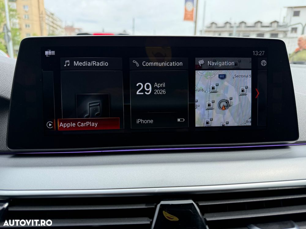 BMW Seria 5 520d AT - 9