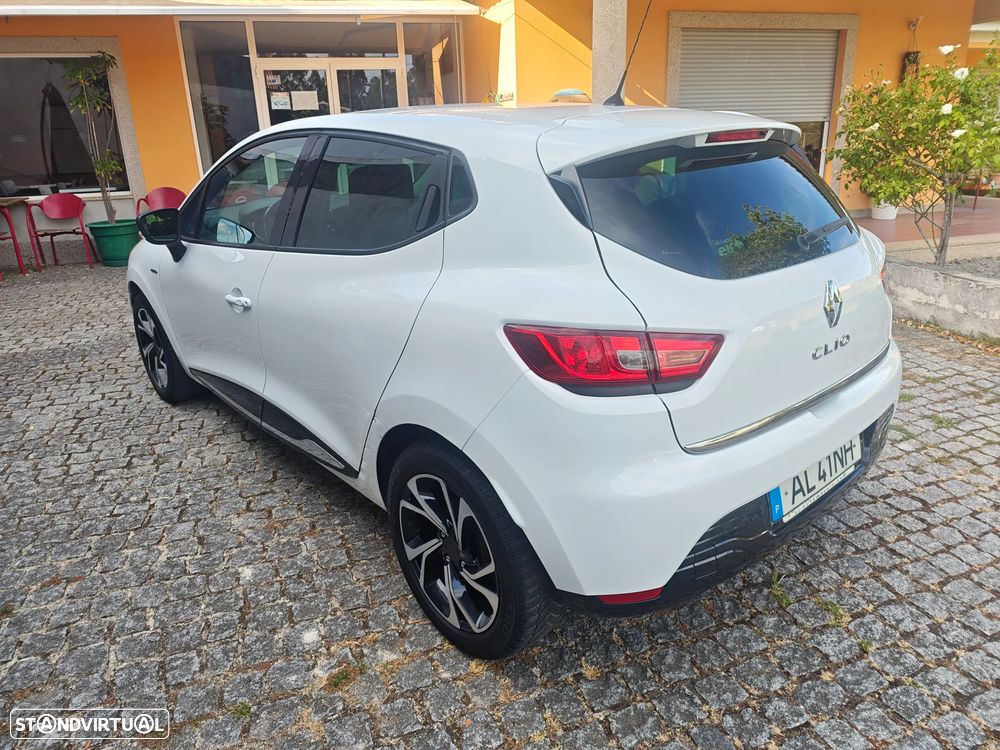 Renault Clio 1.2 16V 75 LIMITED - 3