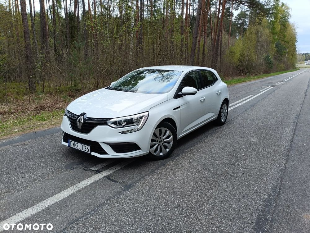 Renault Megane 1.6 SCe Life - 29