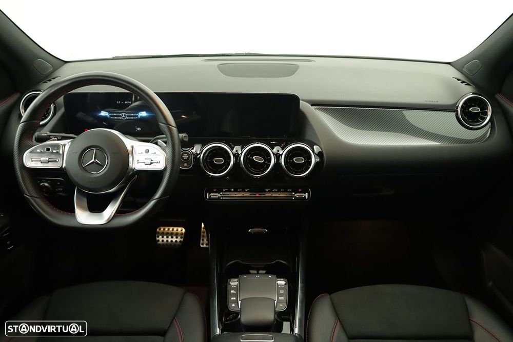 Mercedes-Benz GLA 200 AMG Line - 8