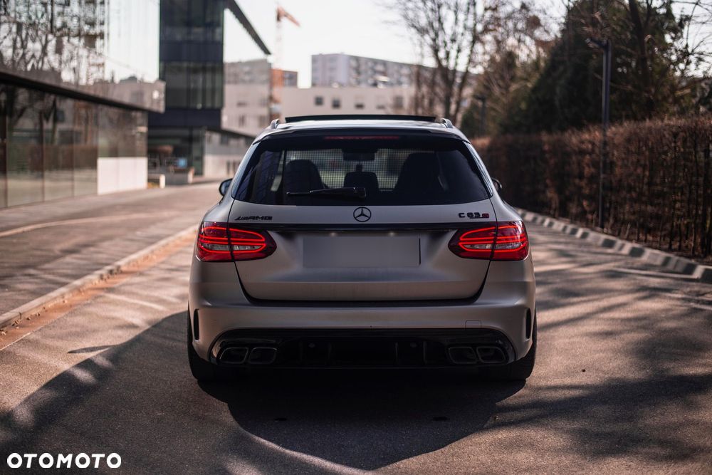 Mercedes-Benz Klasa C 63 S AMG 9G - 8