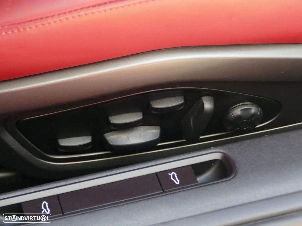 Porsche 911 (992) Carrera S PDK - 36