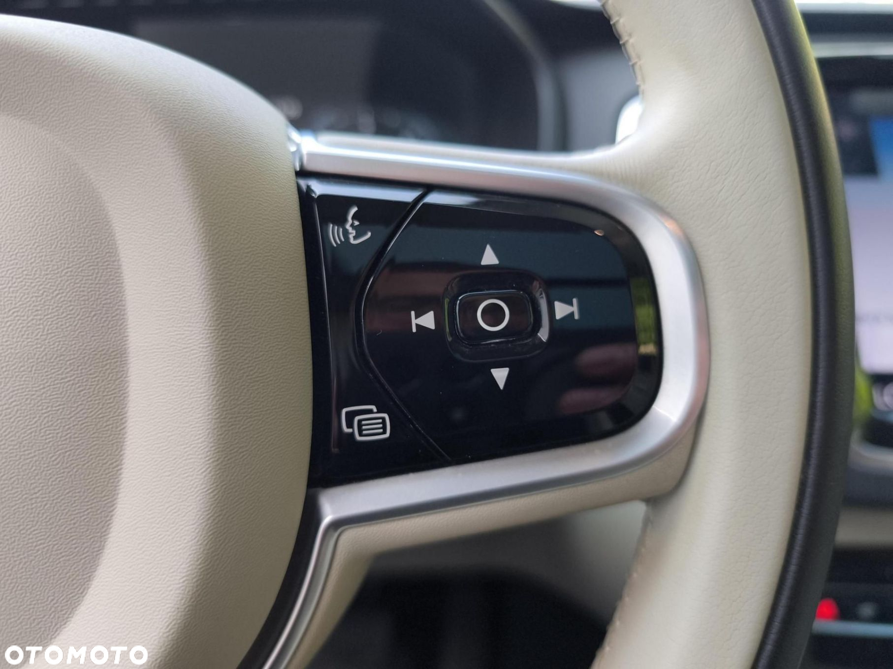 Volvo XC 90 - 16