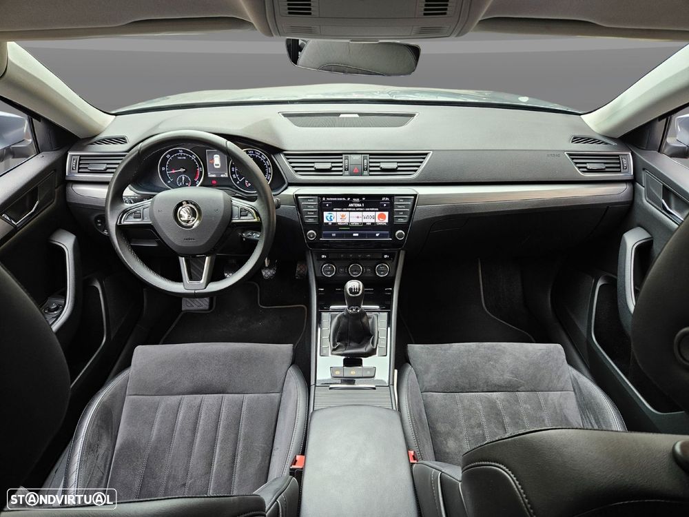 Skoda Superb Break 1.6 TDI Style - 19