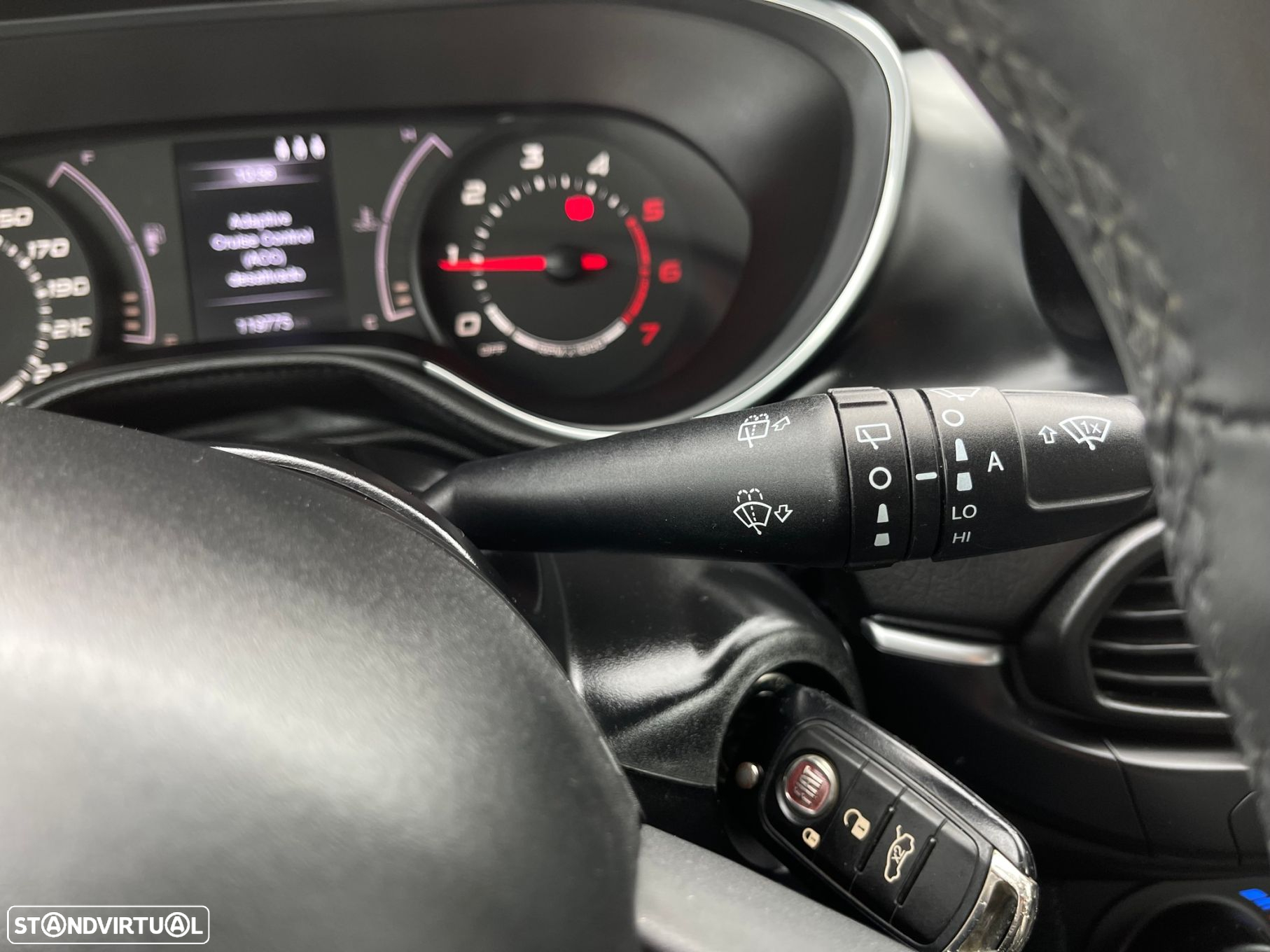 Fiat Tipo Station Wagon 1.3 M-Jet Lounge - 37