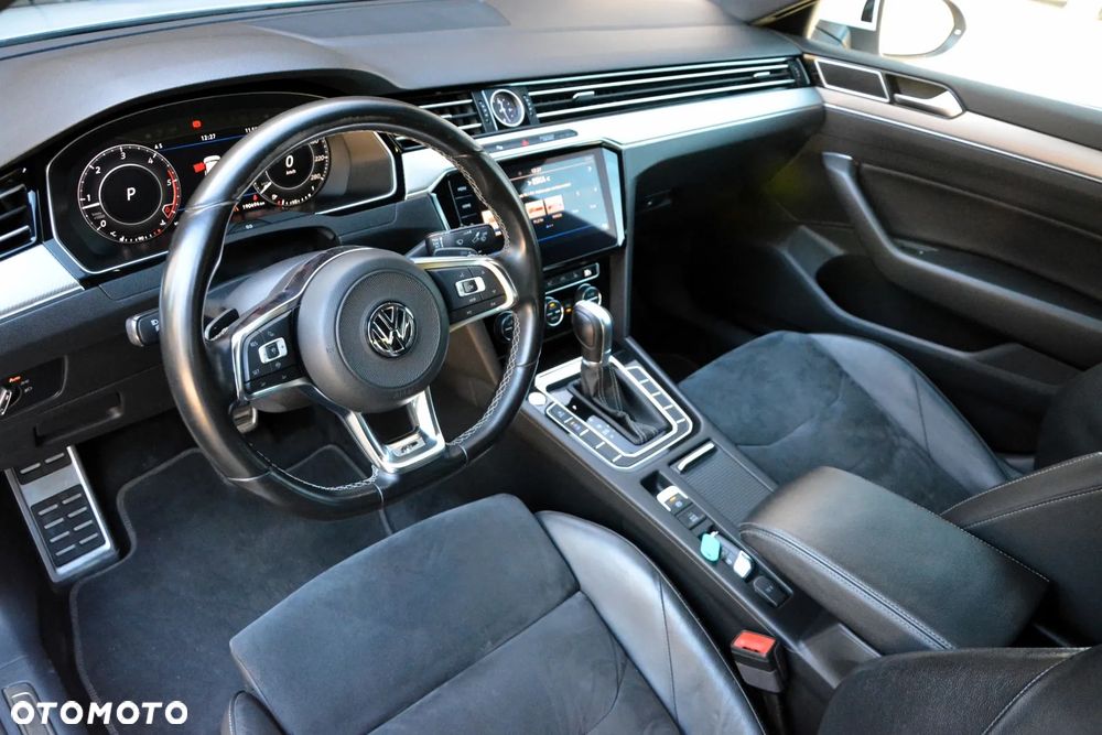 Volkswagen Arteon 2.0 TDI SCR R-Line DSG - 11