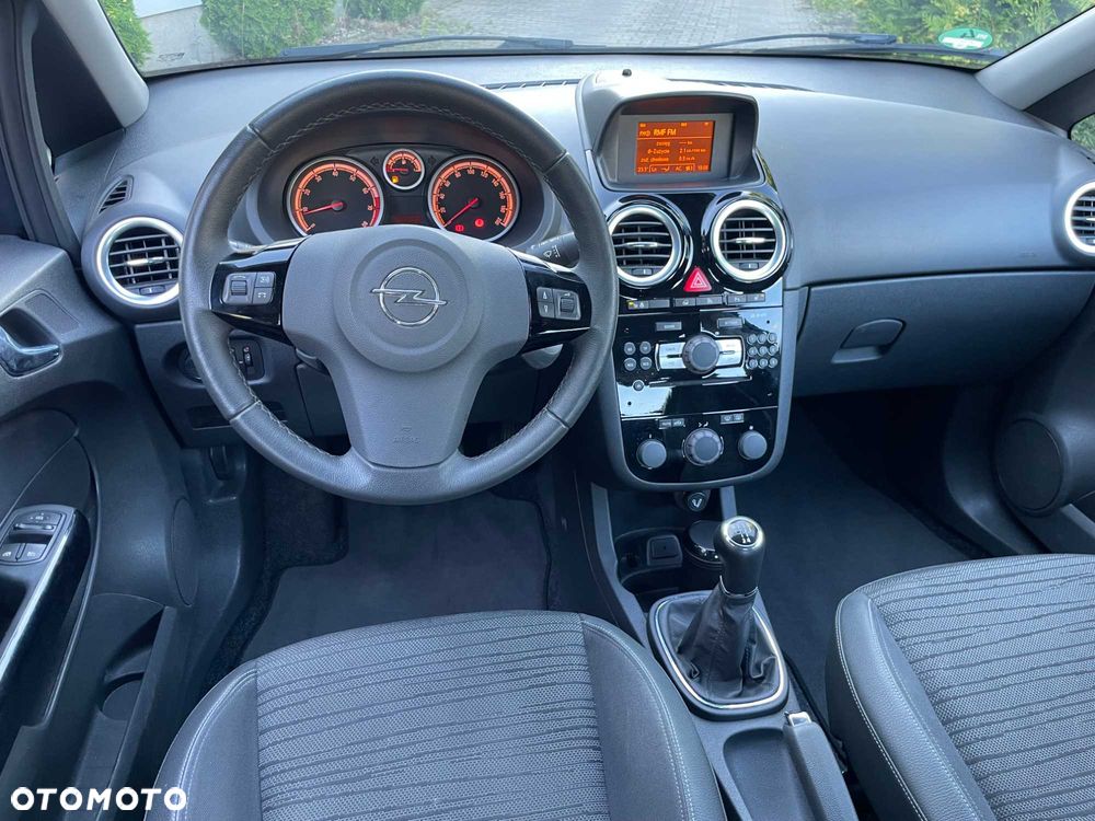 Opel Corsa - 8
