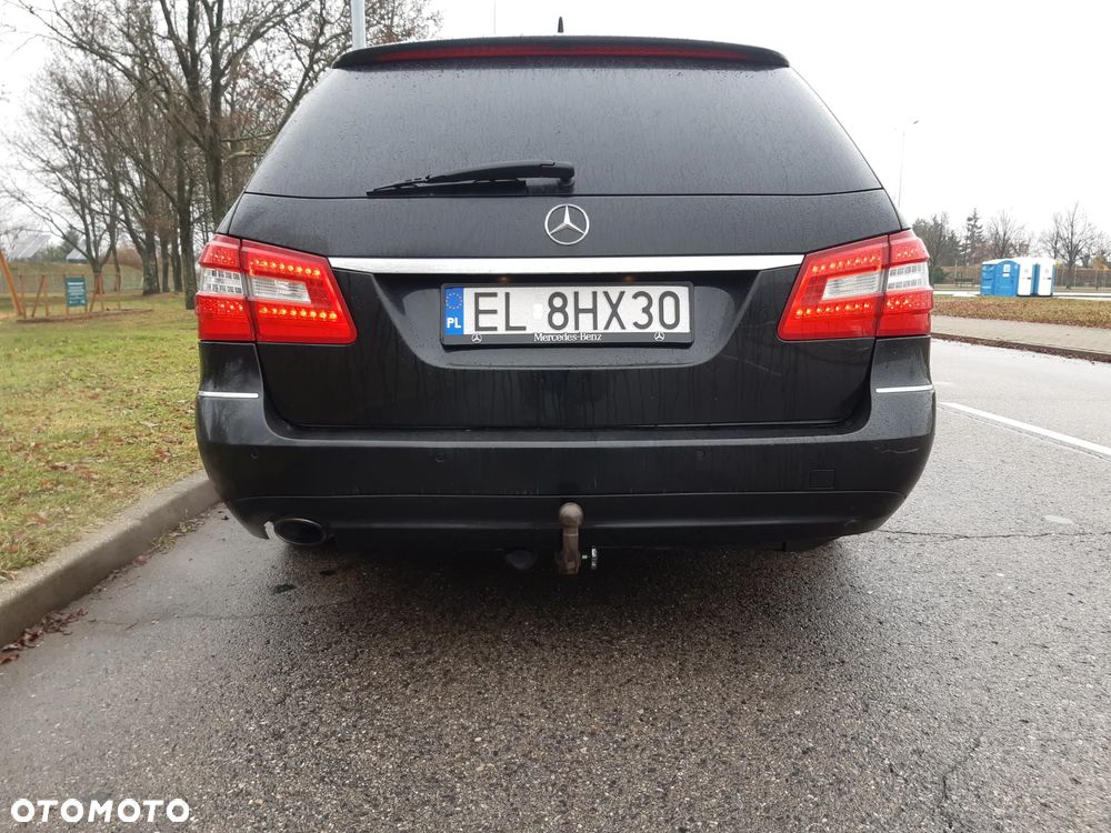 Mercedes-Benz Klasa E - 9