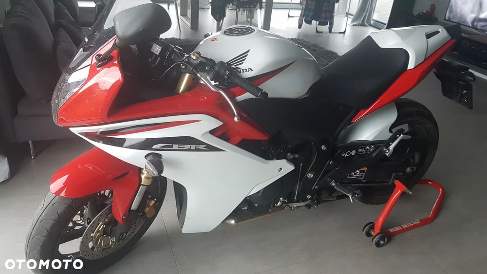 Honda CBR - 4