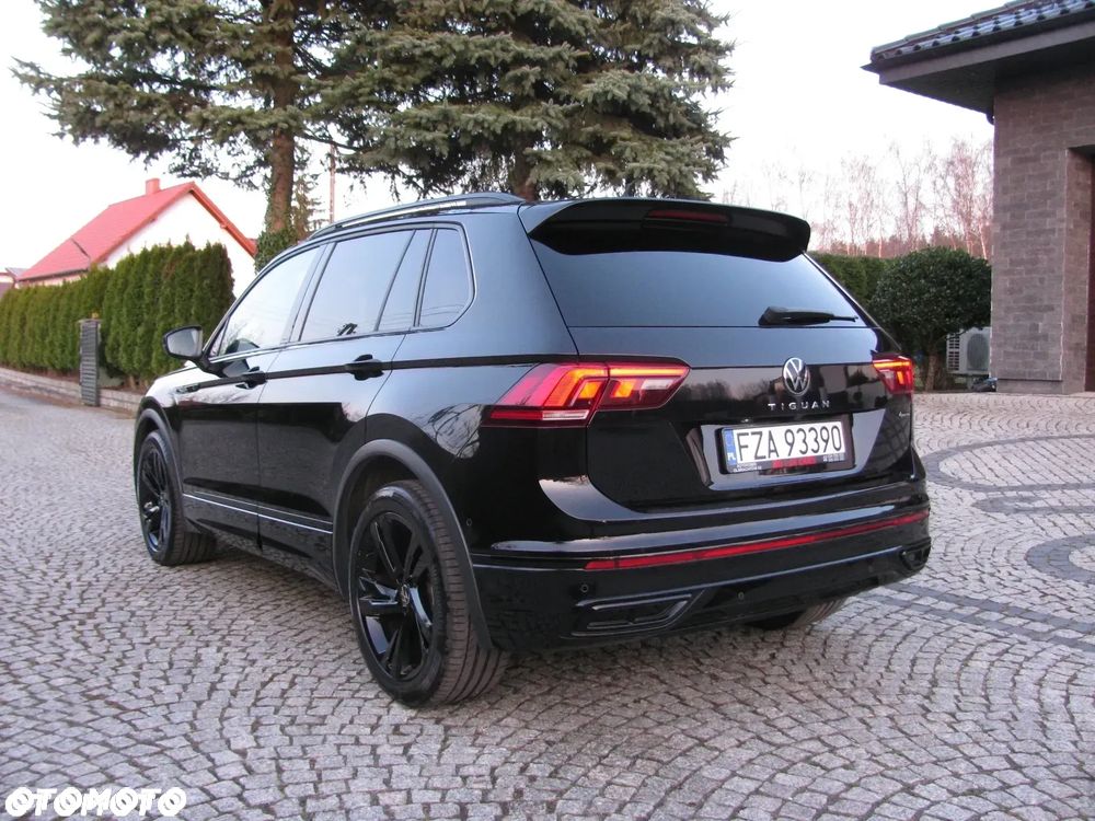 Volkswagen Tiguan 2.0 TDI SCR 4MotION DSG R-Line - 31