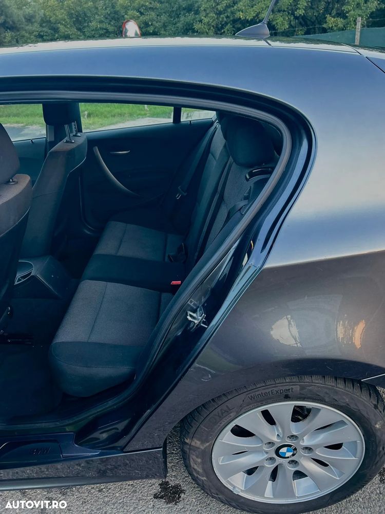 BMW Seria 1 118d - 8