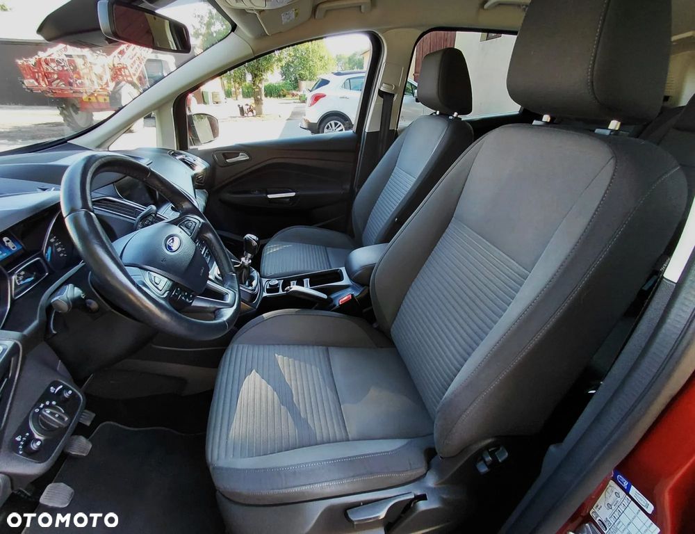 Ford C-MAX - 10