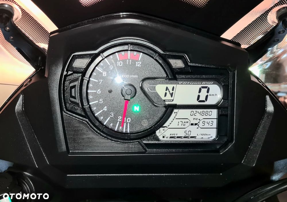 Suzuki V-STROM - 3