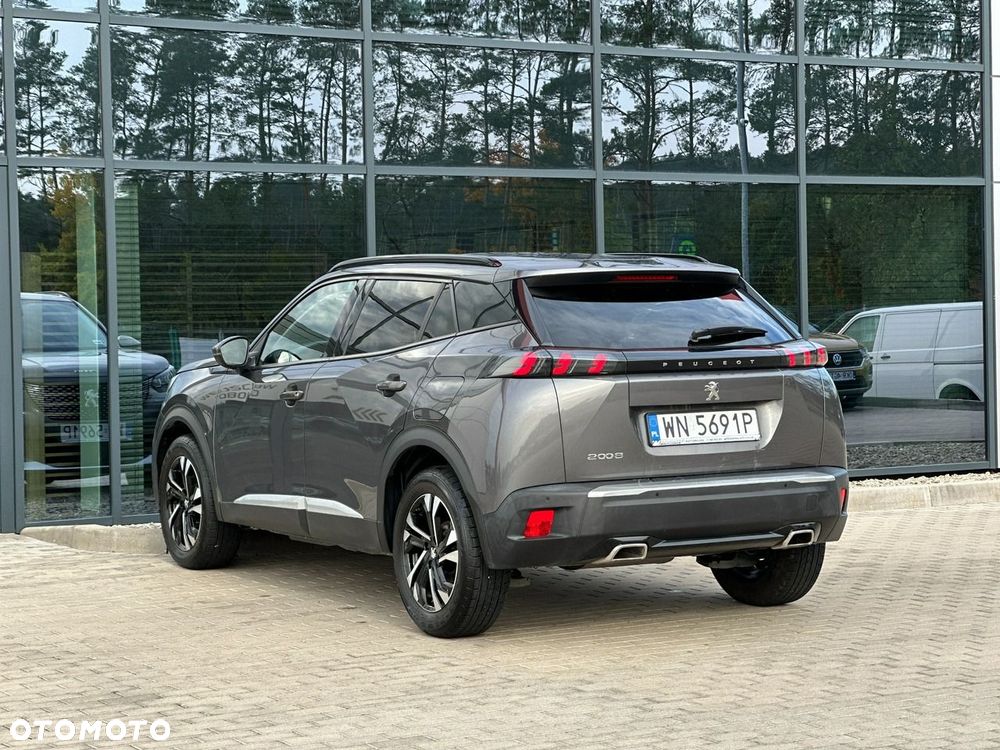 Peugeot 2008 1.2 PureTech Active S&S EAT8 - 7