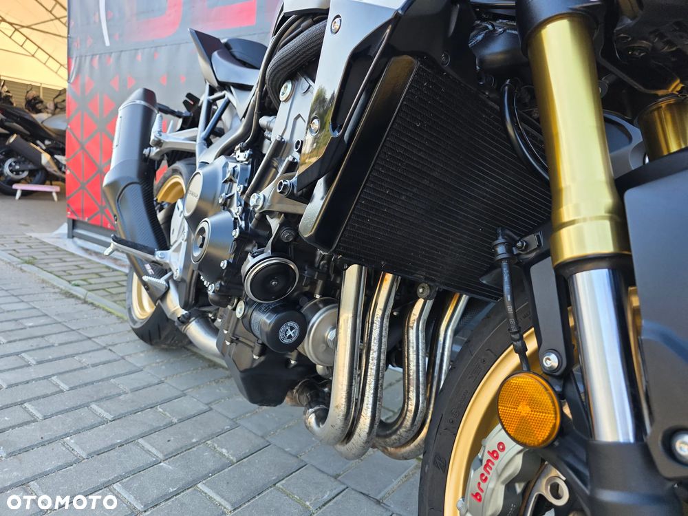 Honda Hornet - 31