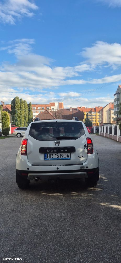 Dacia Duster 1.6 4x4 Prestige - 4