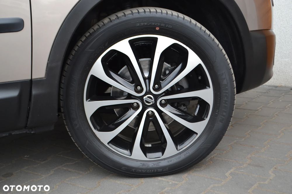 Nissan Qashqai+2 - 25