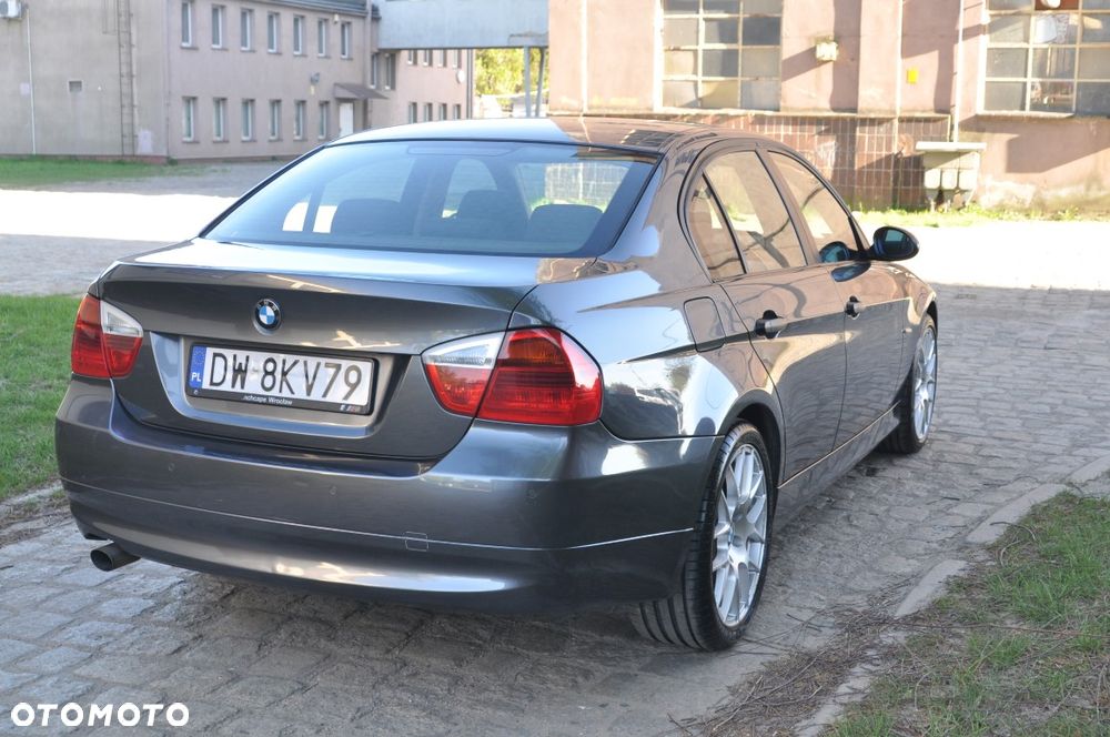 BMW Seria 3 320d DPF - 8