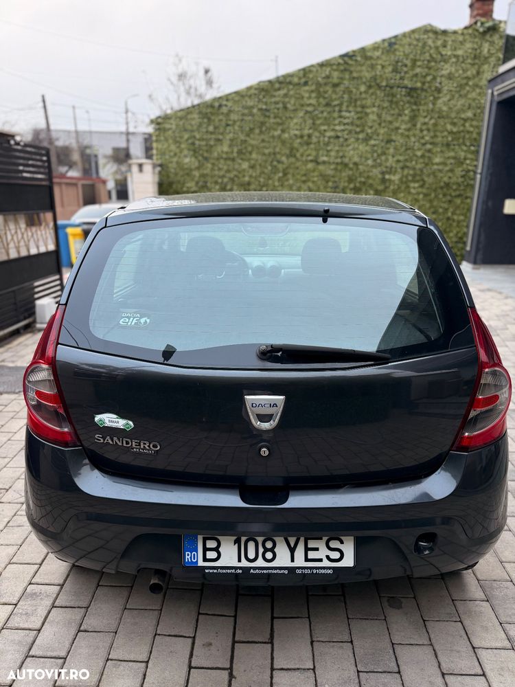 Dacia Sandero - 4