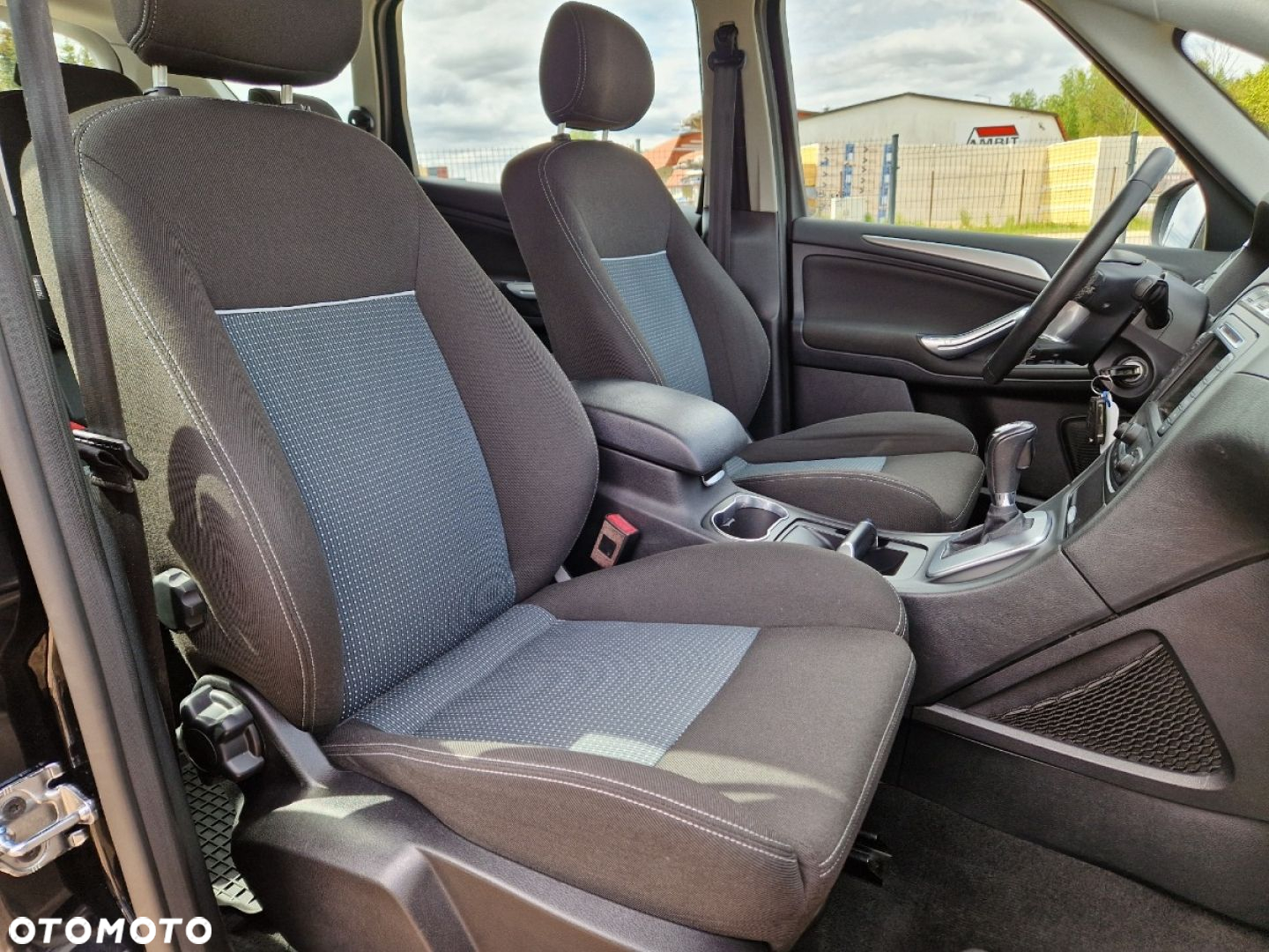 Ford S-Max - 16