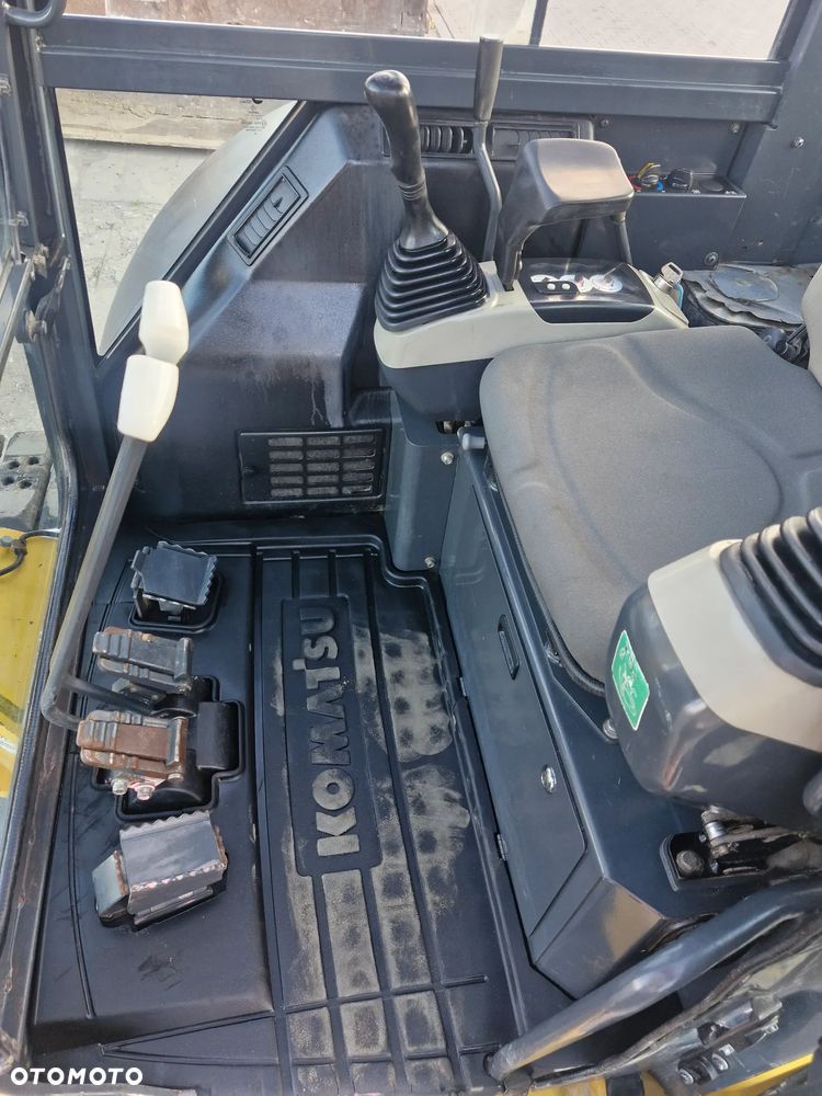 Komatsu PC50 - 8