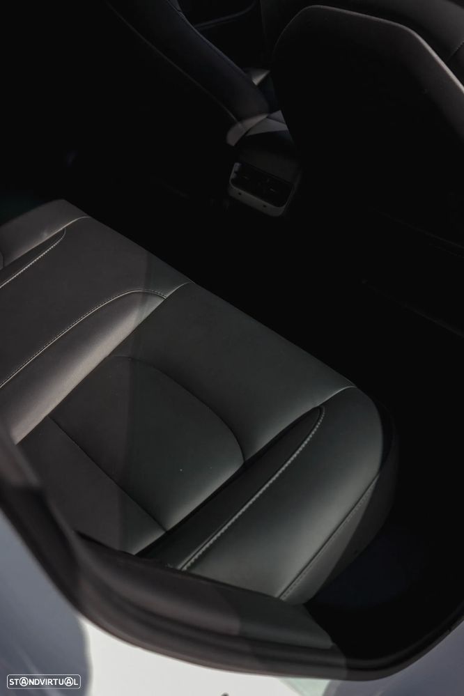 Tesla Model 3 Standard Range Plus RWD - 31