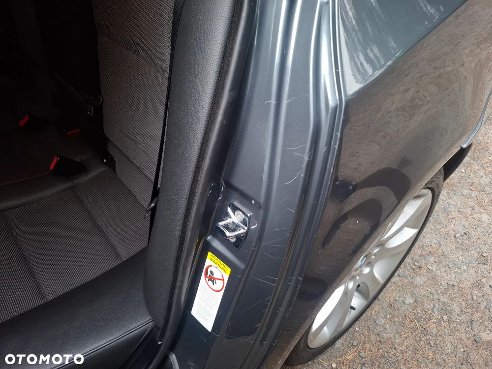BMW Seria 5 530d xDrive - 33