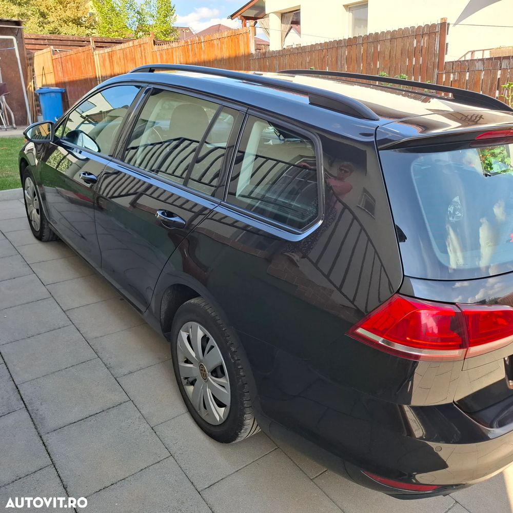 Volkswagen Golf 1.6 TDI DPF BlueMotion Technology Comfortline - 2