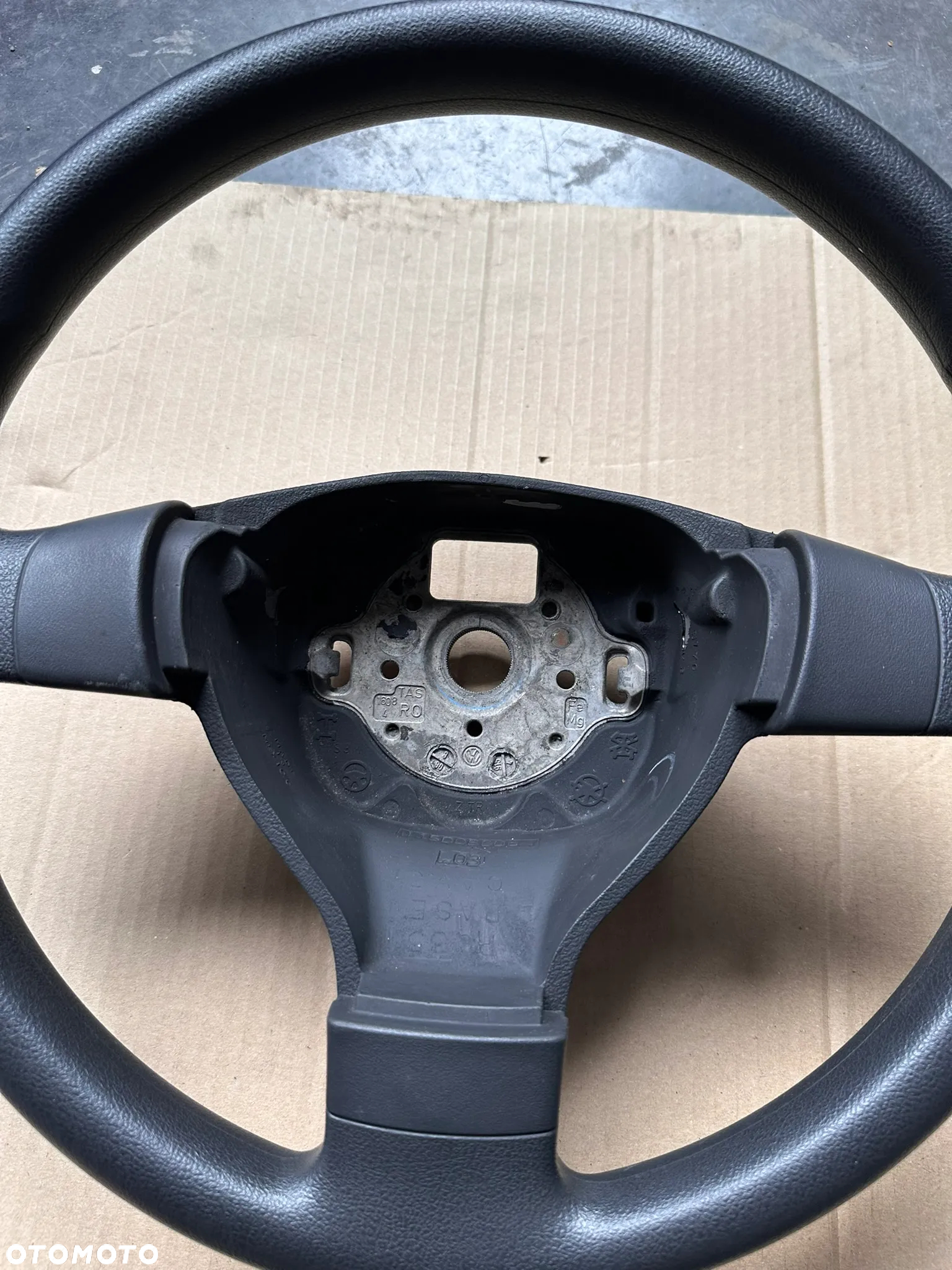 Kierownica VW Golf V 5 - 2