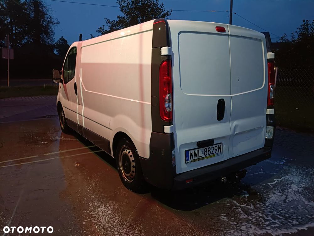 Opel Vivaro 2012