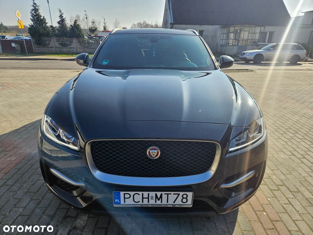 Jaguar F-Pace 2.0 i4D AWD R-Sport - 12