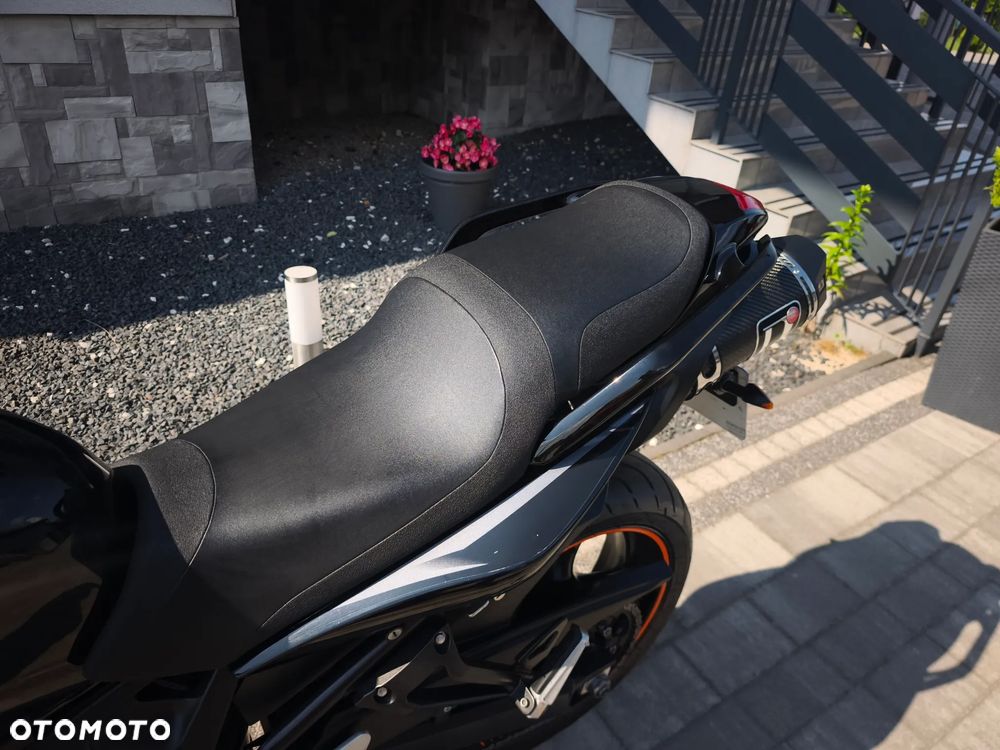 Yamaha FZ6 - 10