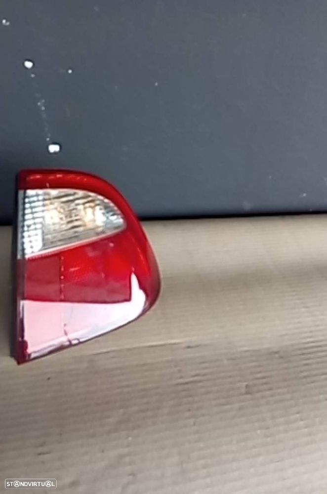 Farolim Stop Dto Seat Cordoba (6K1, 6K2) - 1