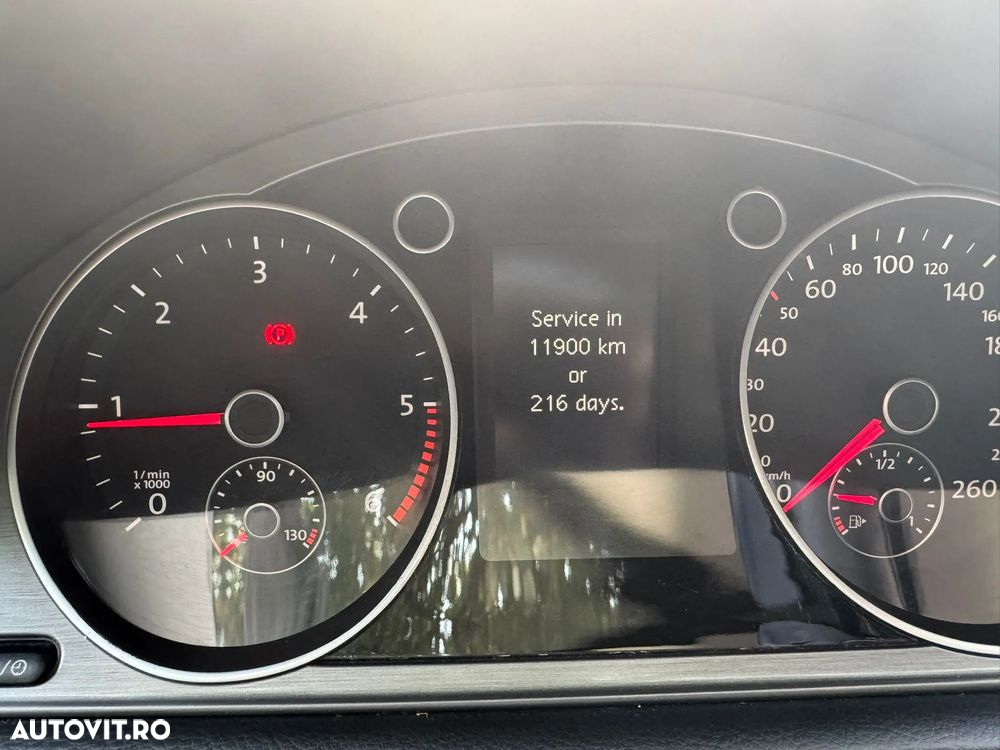 Volkswagen Passat - 6