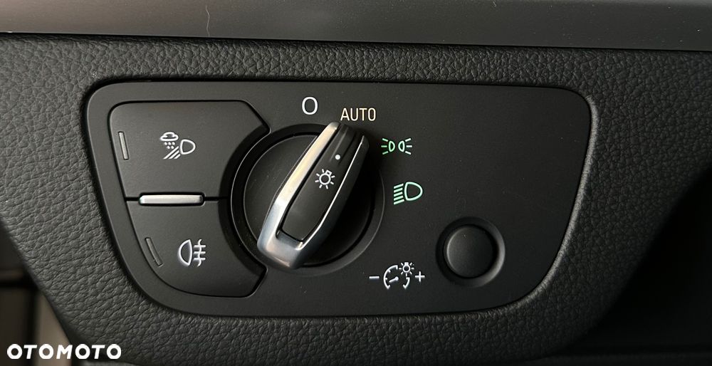 Audi Q5 35 TDI mHEV S tronic - 17