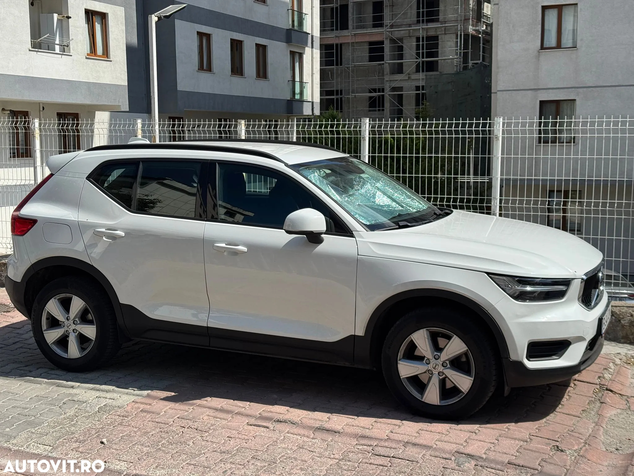 Volvo XC 40 D3 AWD Base - 2