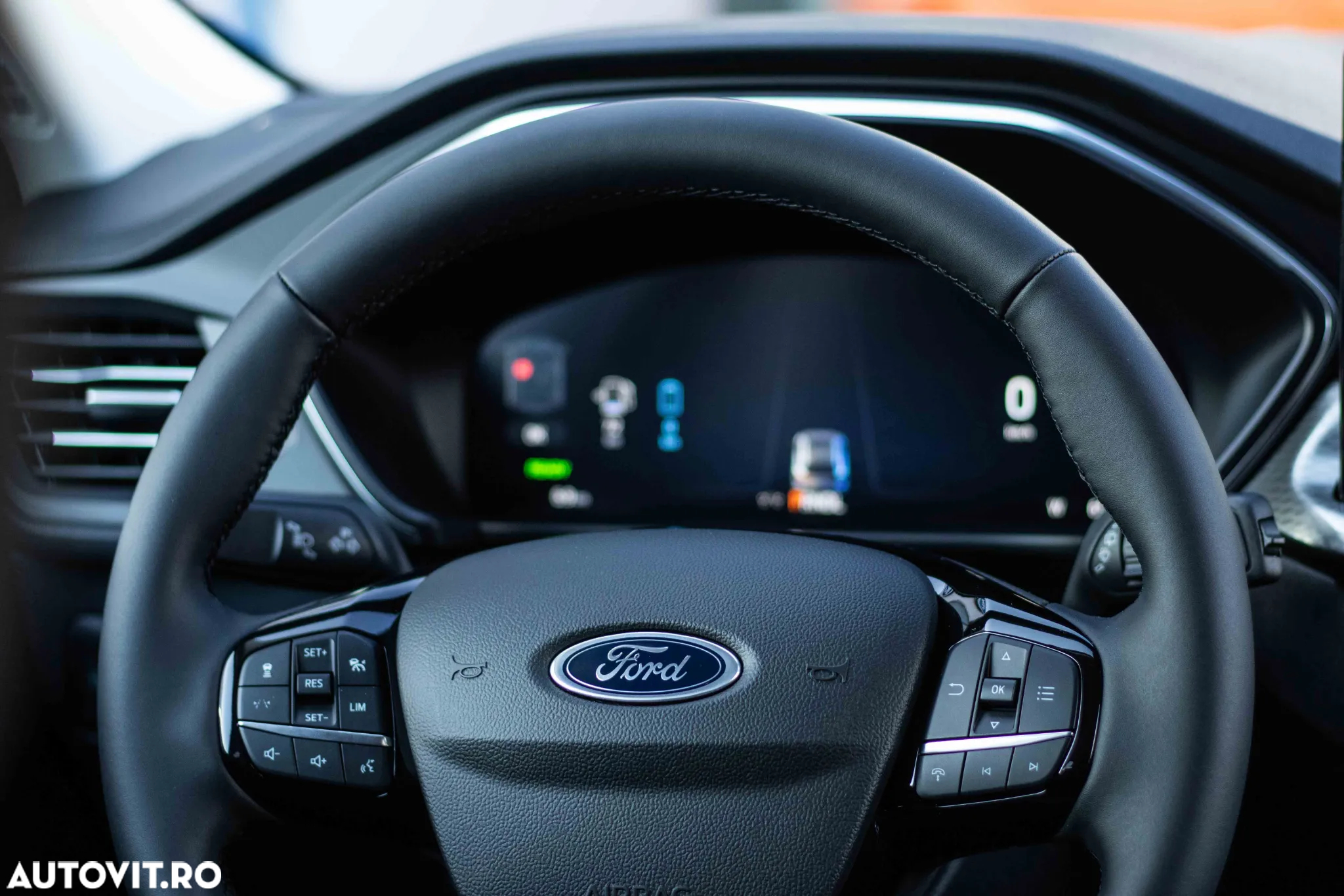 Ford Kuga 2.5 Duratec FWD PHEV Titanium - 24