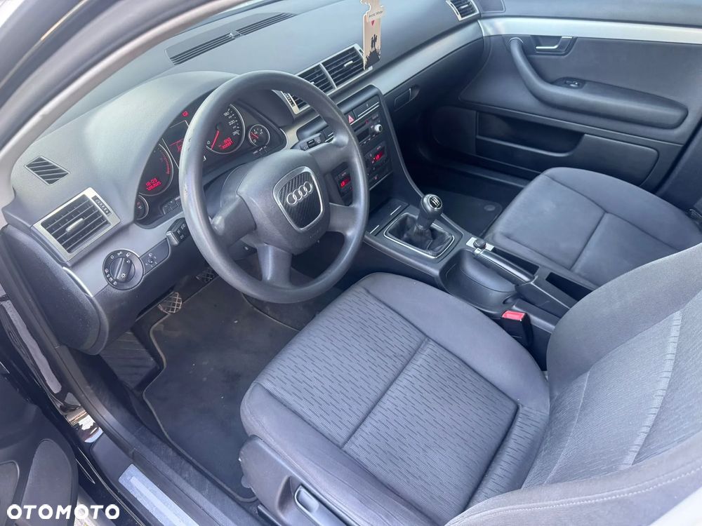 Audi A4 1.6 - 21