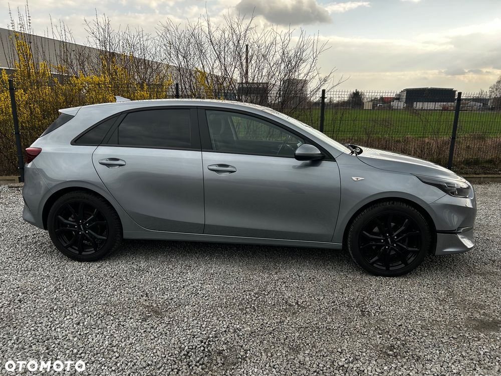 Kia Ceed 1.5 T-GDI OPF Vision - 16