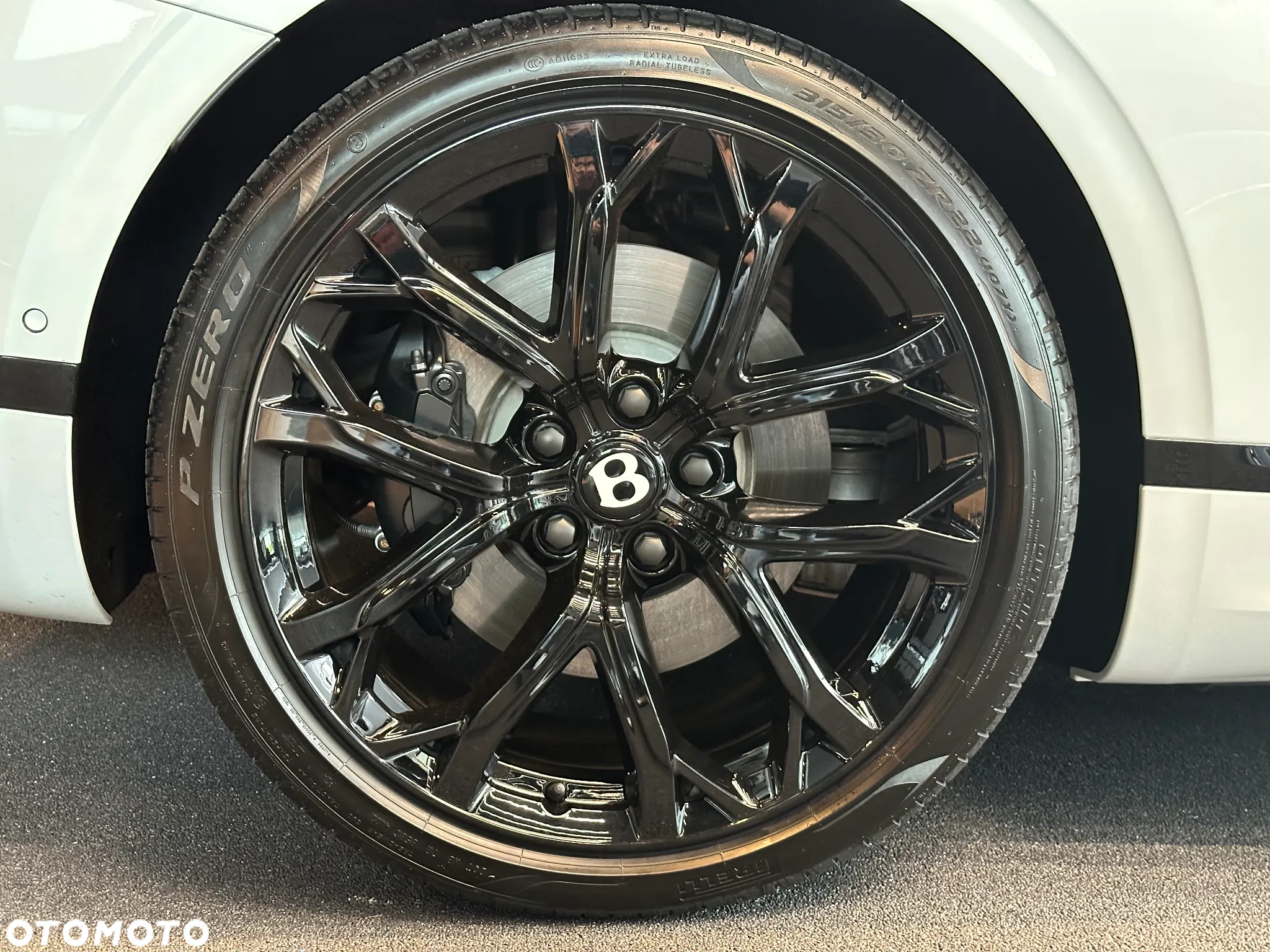 Bentley Continental GT Speed - 29