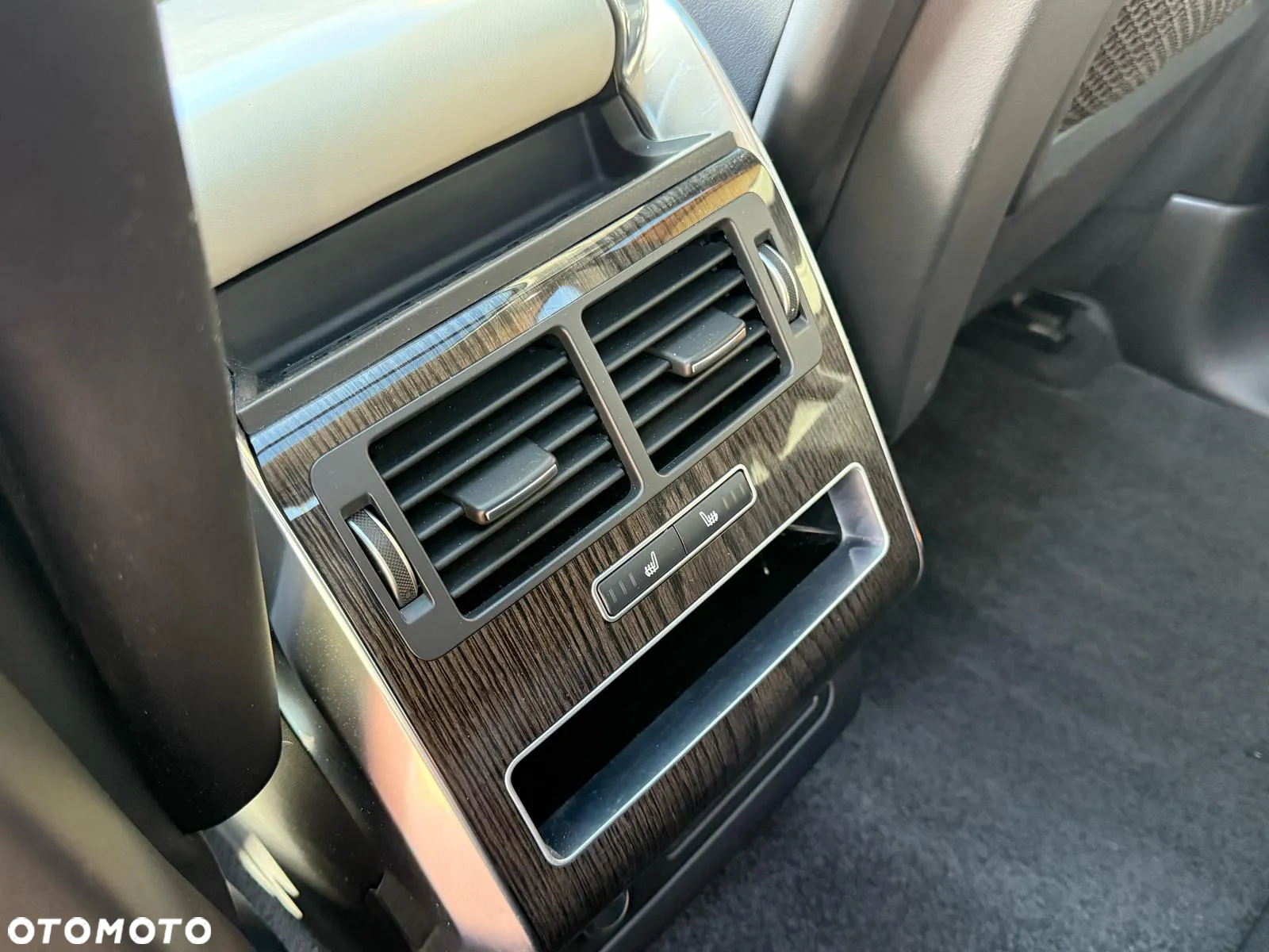 Land Rover Range Rover Sport - 19