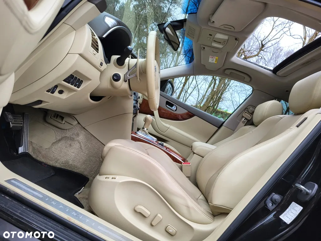 Infiniti QX70 3.0d S Premium - 17