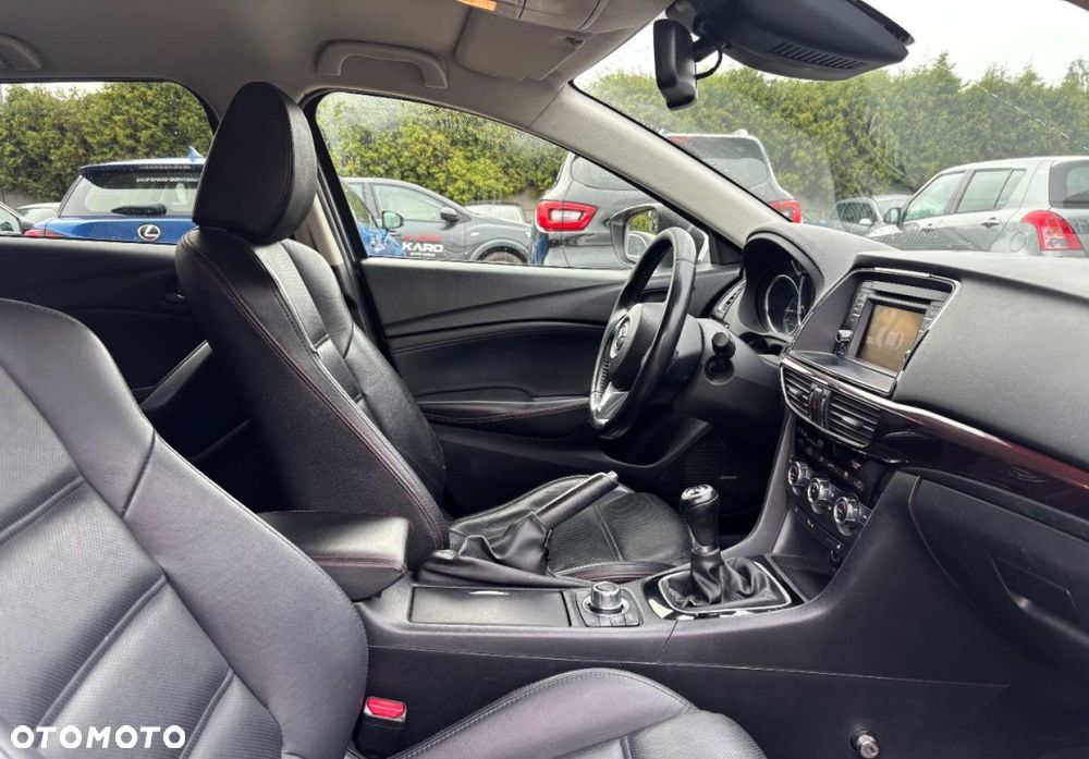 Mazda 6 - 10