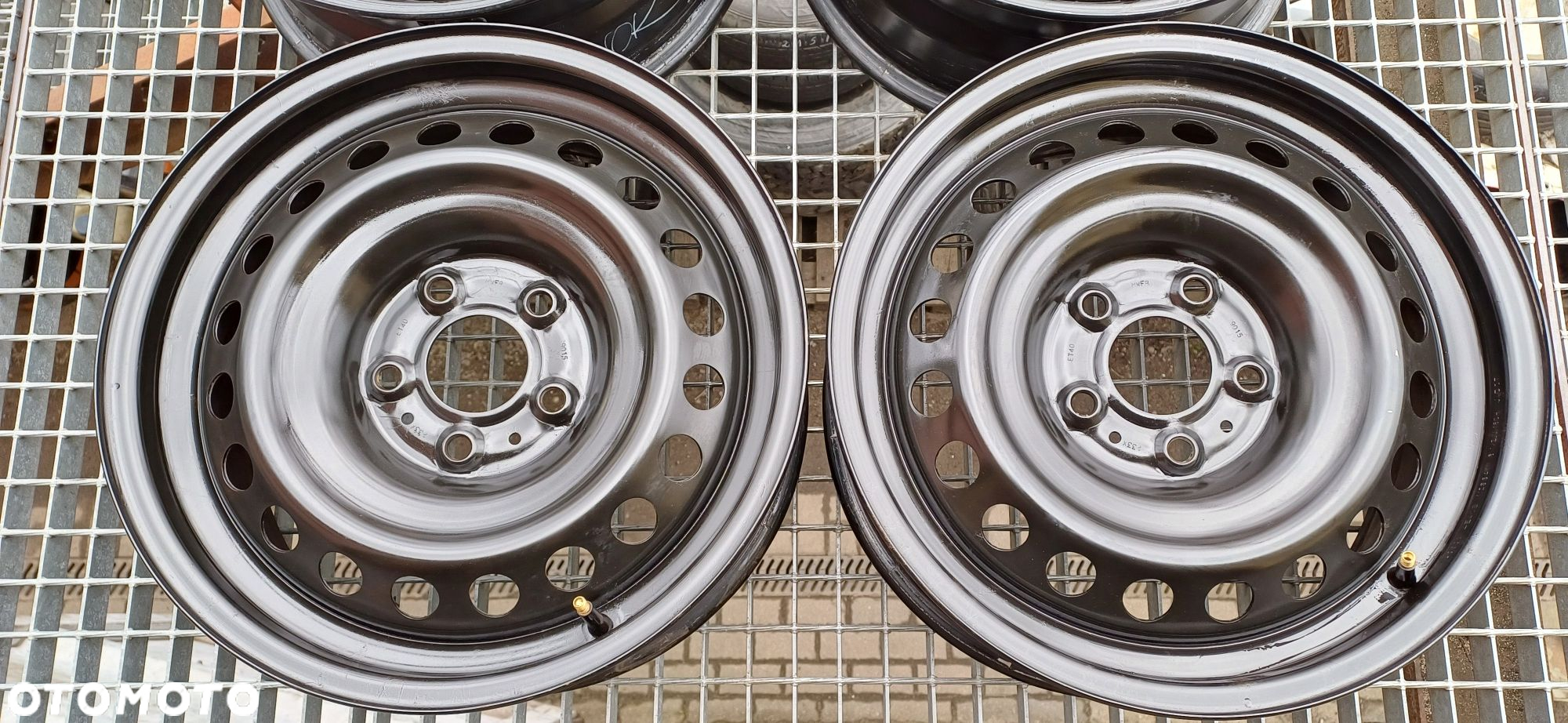 Felgi stalowe NISSAN 6,5x16 cali , rozstaw śrub 5x114,3 , ET40. - 2