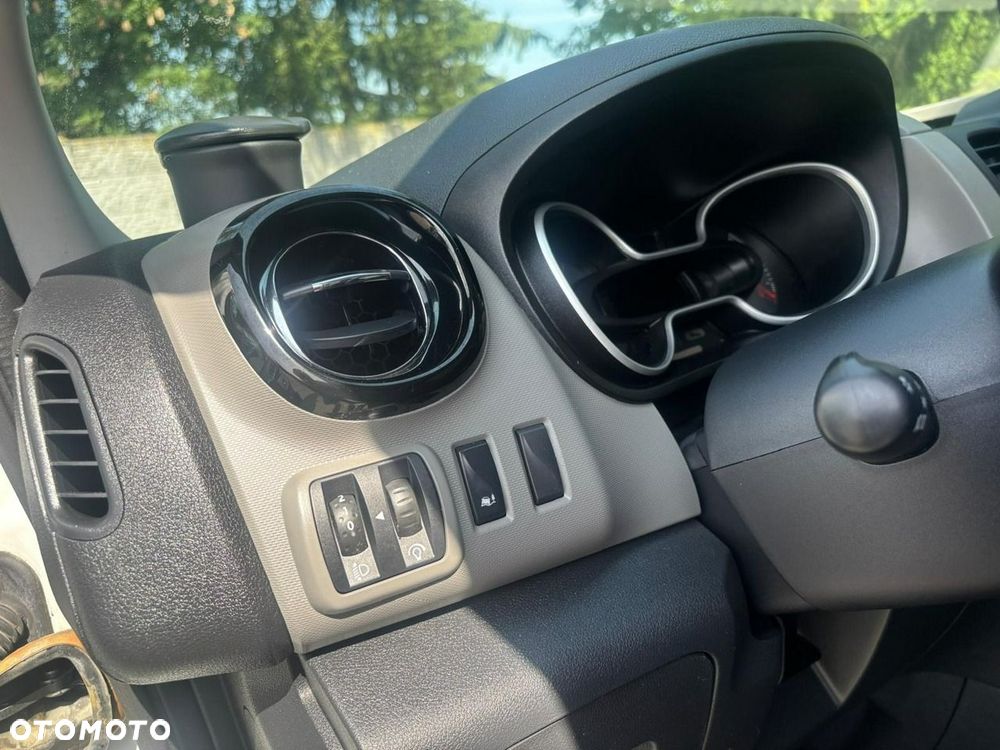 Renault Trafic - 13