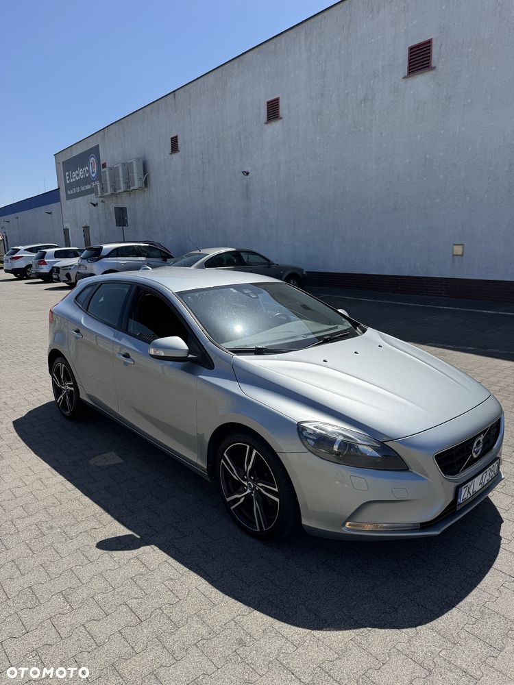 Volvo V40 2014 photo 2
