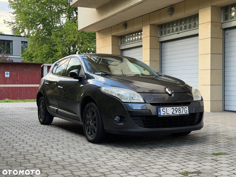 Renault Megane 2010 photo 3