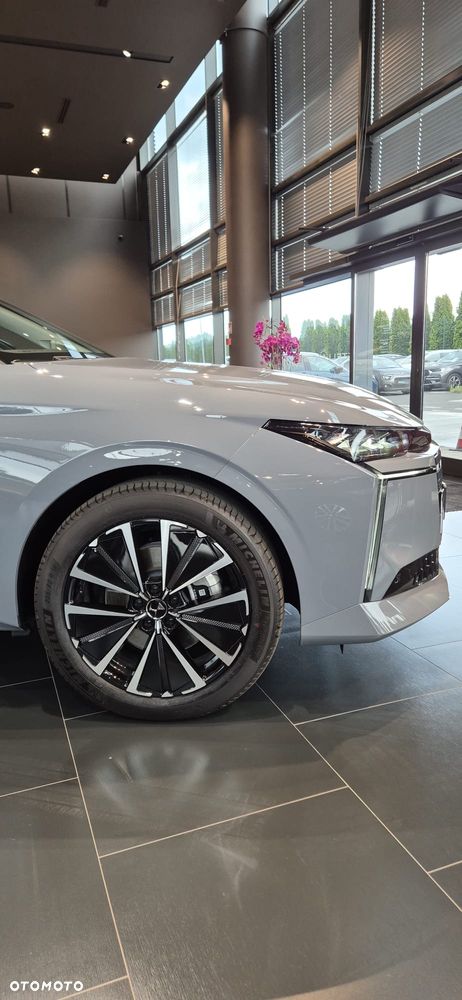 DS Automobiles N°4 E-Tense 58.3kWh Étoile Alcantara - 6