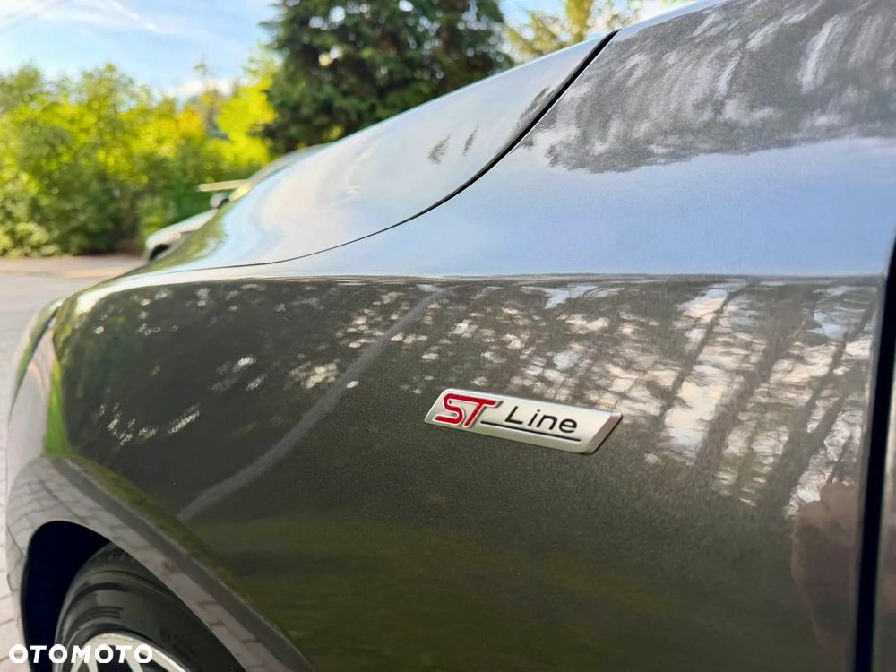 Ford Focus 1.5 TDCi DPF Start-Stopp-System ST-Line - 19