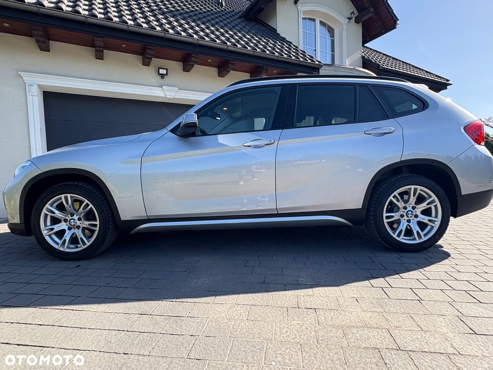 BMW X1 xDrive18d Sport Line - 14